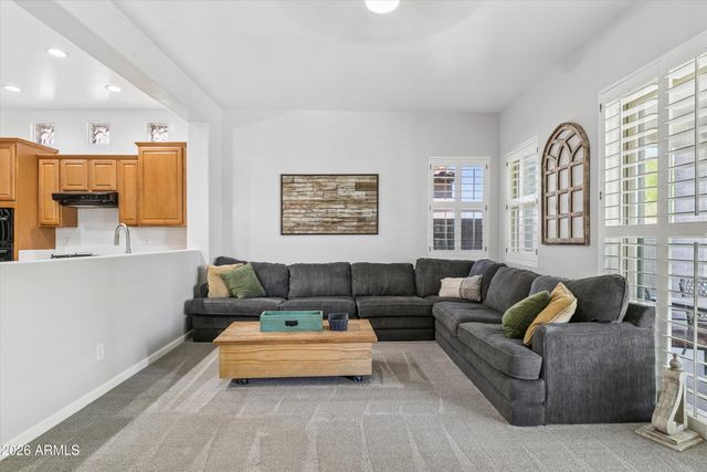 42738 N COURAGE Trail, Anthem, AZ 85086