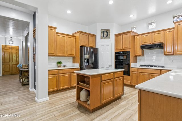 42738 N COURAGE Trail, Anthem, AZ 85086
