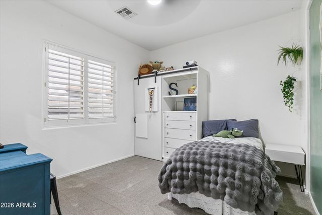 42738 N COURAGE Trail, Anthem, AZ 85086