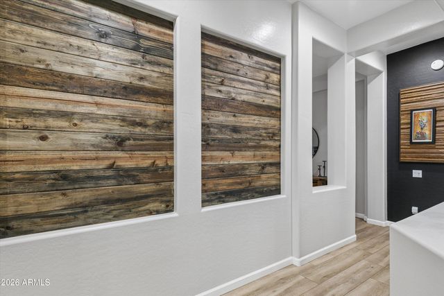 42738 N COURAGE Trail, Anthem, AZ 85086