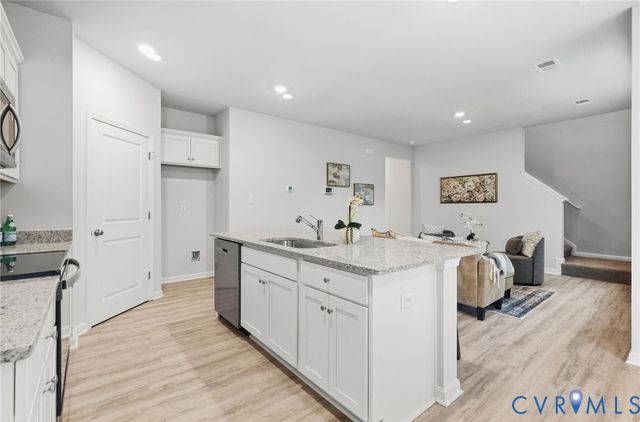 1650 River Bluff Ln, North Prince George, VA 23860
