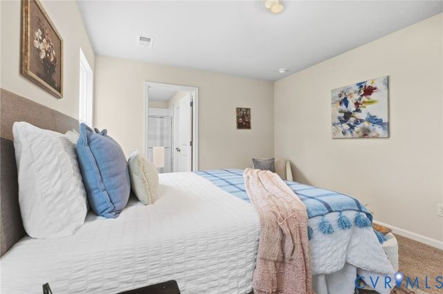 1650 River Bluff Ln, North Prince George, VA 23860