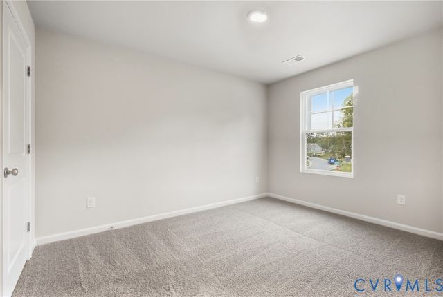 1650 River Bluff Ln, North Prince George, VA 23860
