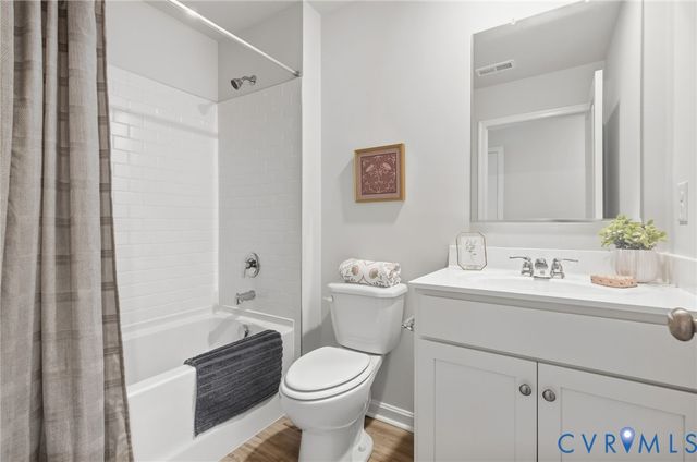 1650 River Bluff Ln, North Prince George, VA 23860