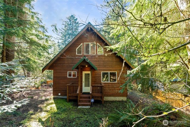 214 Paradise Dr, Ashford, WA 98304