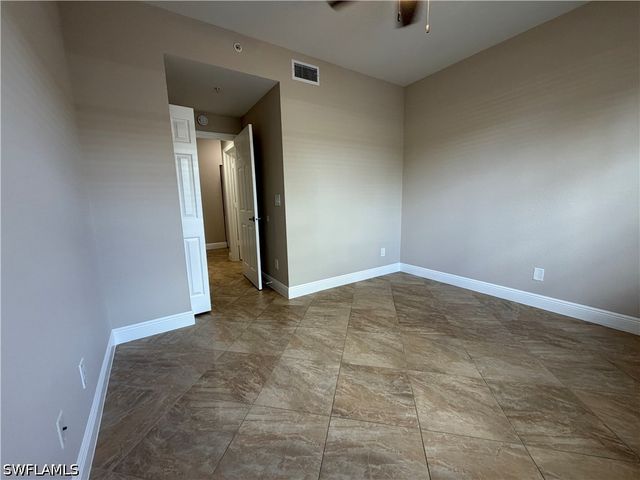 4635 Saint Croix LN 1214, Naples, FL 34109