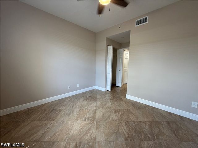 4635 Saint Croix LN 1214, Naples, FL 34109