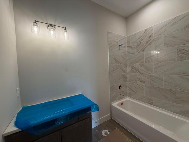6776 Woodedge Lane, Hilliard, OH 43026