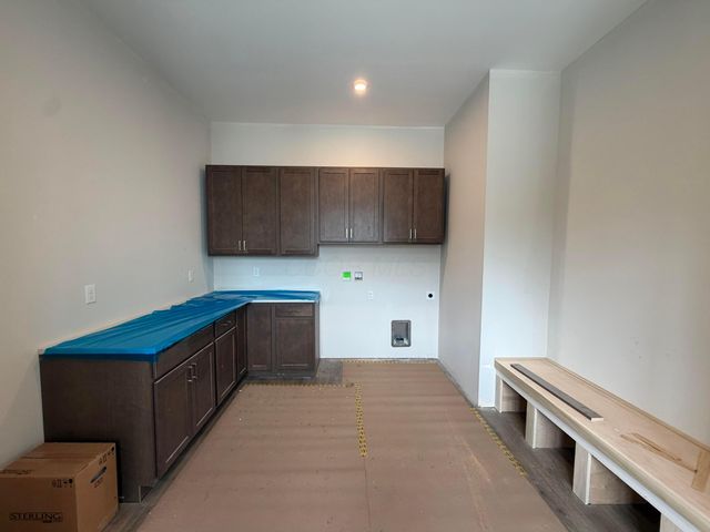 6776 Woodedge Lane, Hilliard, OH 43026