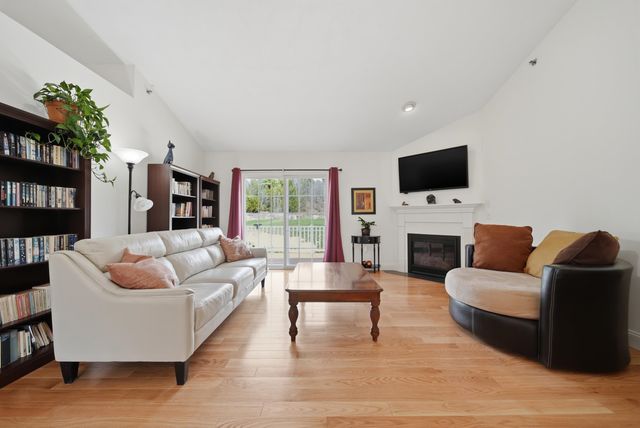 2 Chase Road, Fremont, NH 03044