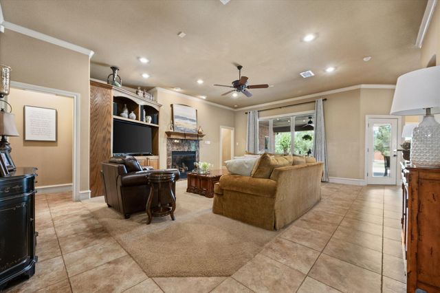 5506 152nd Street, Lubbock, TX 79424
