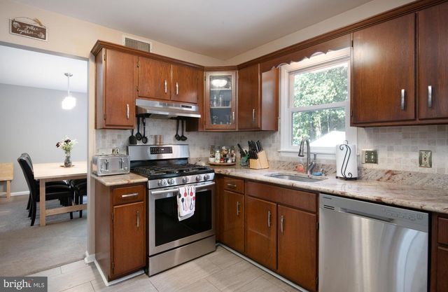 112 CONSTITUTION AVE, Reading, PA 19606