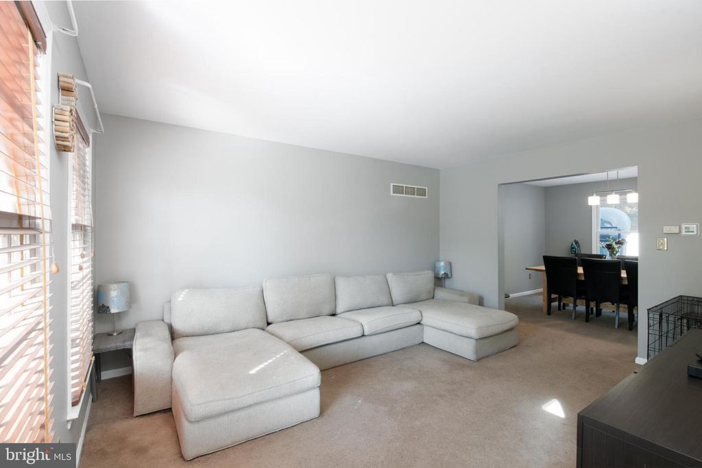 112 CONSTITUTION AVE, Reading, PA 19606