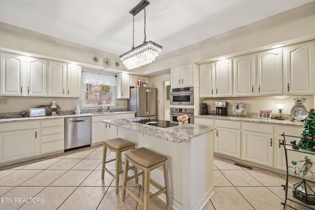 7437 Lawford Rd, Knoxville, TN 37919