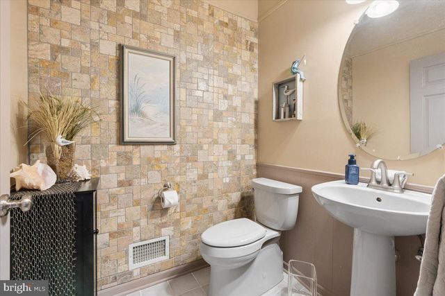 5 HARTNETT WAY, Millstone Twp, NJ 08510