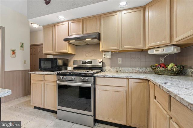 5 HARTNETT WAY, Millstone Twp, NJ 08510