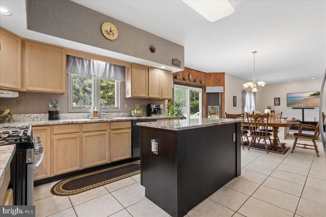 5 HARTNETT WAY, Millstone Twp, NJ 08510