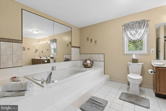5 HARTNETT WAY, Millstone Twp, NJ 08510