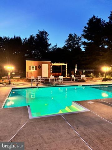 5 HARTNETT WAY, Millstone Twp, NJ 08510