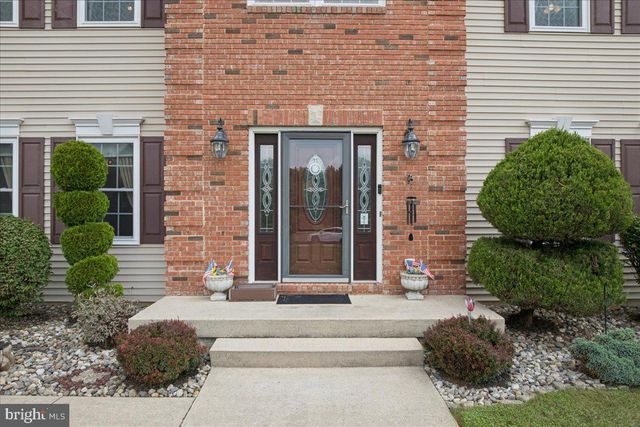 5 HARTNETT WAY, Millstone Twp, NJ 08510