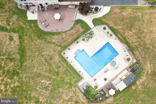 5 HARTNETT WAY, Millstone Twp, NJ 08510