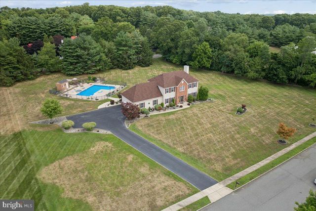 5 HARTNETT WAY, Millstone Twp, NJ 08510