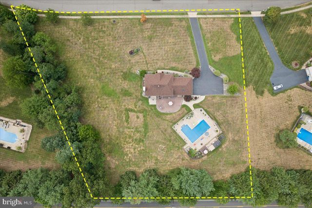 5 HARTNETT WAY, Millstone Twp, NJ 08510