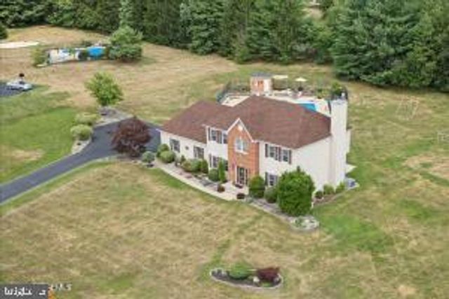 5 HARTNETT WAY, Millstone Twp, NJ 08510