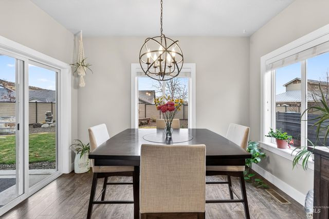 5657 W Song Sparrow St, Boise, ID 83714