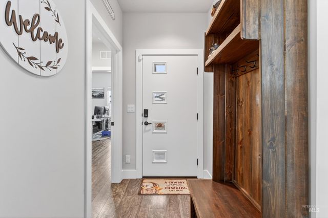 5657 W Song Sparrow St, Boise, ID 83714