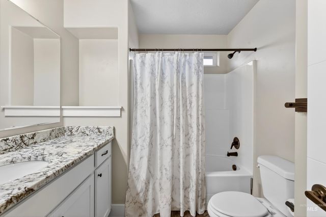 5657 W Song Sparrow St, Boise, ID 83714