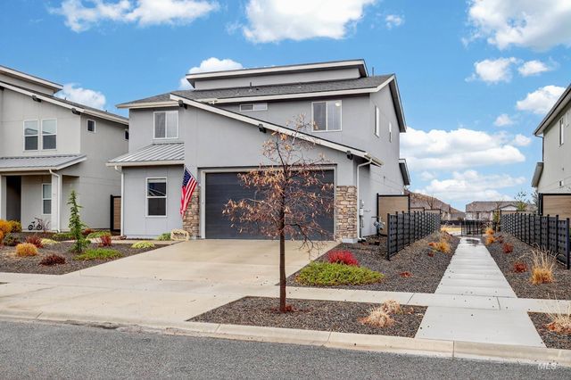 5657 W Song Sparrow St, Boise, ID 83714