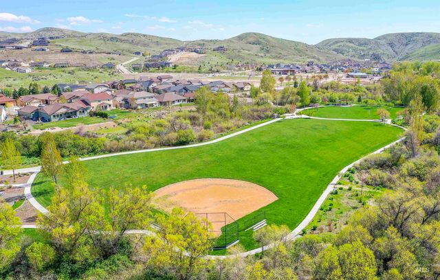 5657 W Song Sparrow St, Boise, ID 83714