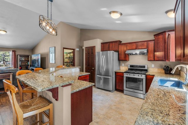 68821 Cache Court, Sisters, OR 97759