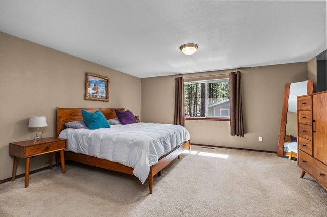 68821 Cache Court, Sisters, OR 97759