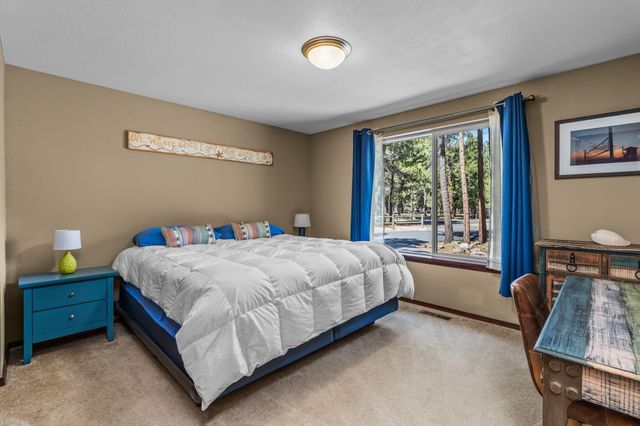 68821 Cache Court, Sisters, OR 97759