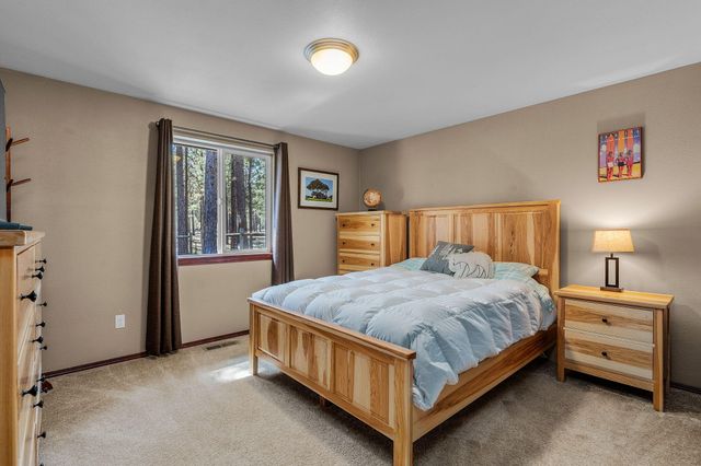 68821 Cache Court, Sisters, OR 97759