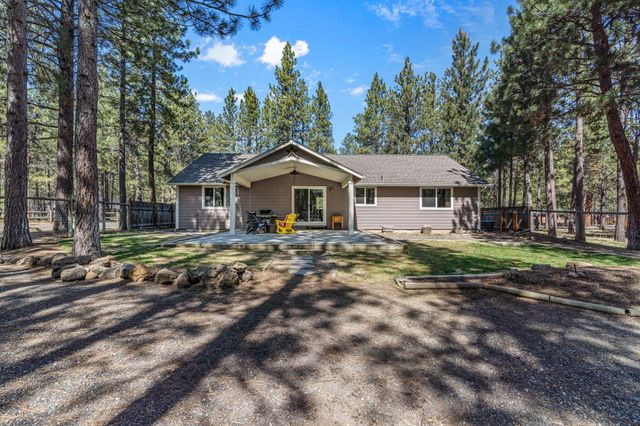68821 Cache Court, Sisters, OR 97759