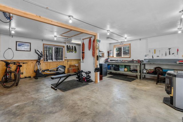 68821 Cache Court, Sisters, OR 97759