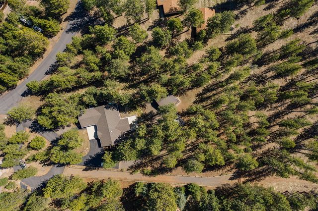 68821 Cache Court, Sisters, OR 97759