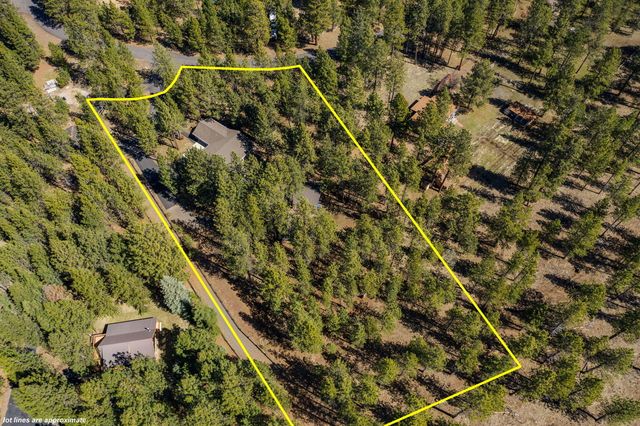 68821 Cache Court, Sisters, OR 97759