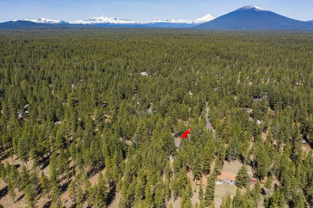68821 Cache Court, Sisters, OR 97759
