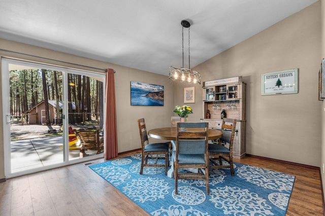 68821 Cache Court, Sisters, OR 97759