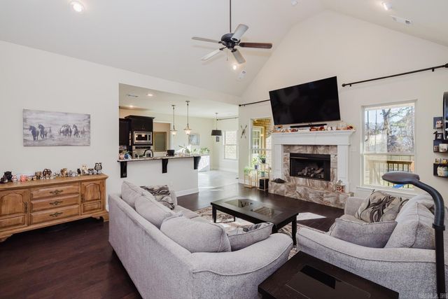 3016 Olson Circle, Bryant, AR 72022