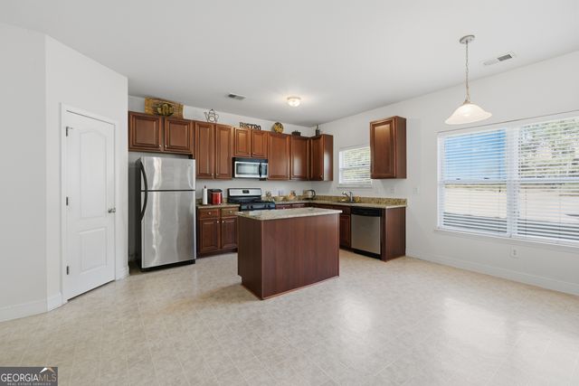 802 Rock Hill Parkway, Lithia Springs, GA 30122