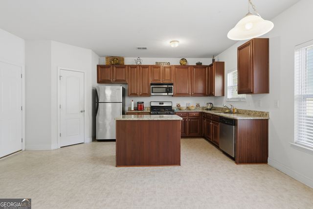 802 Rock Hill Parkway, Lithia Springs, GA 30122