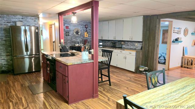 417566 E 1140 Road, Checotah, OK 74426