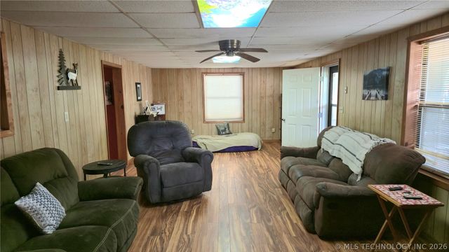 417566 E 1140 Road, Checotah, OK 74426