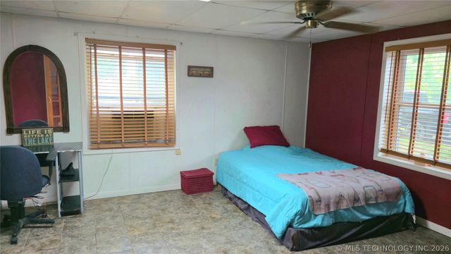 417566 E 1140 Road, Checotah, OK 74426
