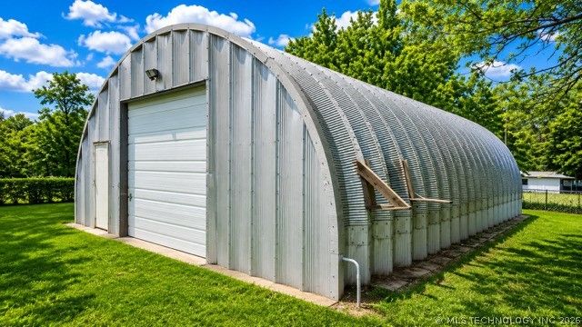 417566 E 1140 Road, Checotah, OK 74426
